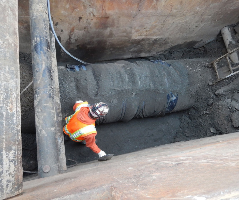 Water transmission pipe